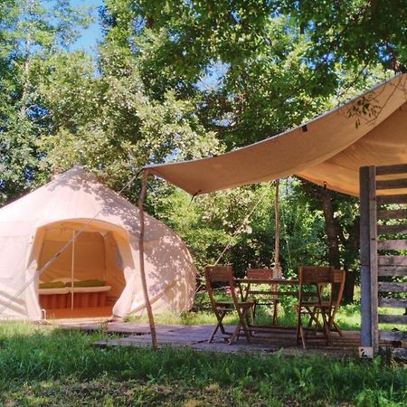 Atypik Nomad Hotel Recoubeau-Jansac Ngoại thất bức ảnh